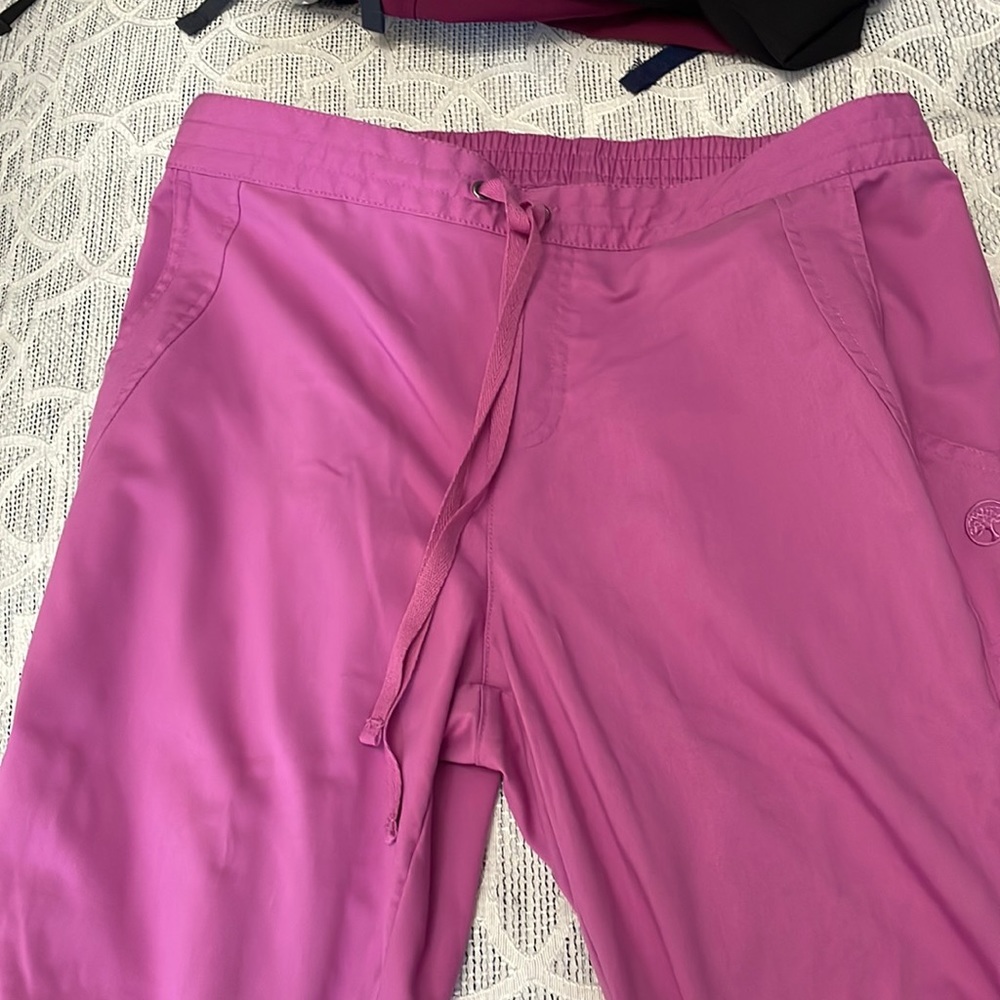 Scrub pants